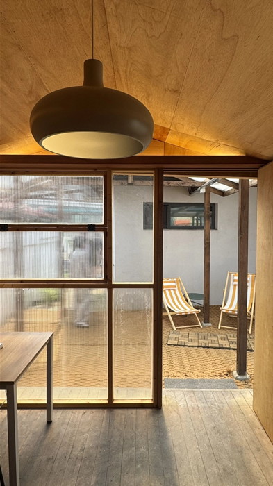 업로드된 이미지